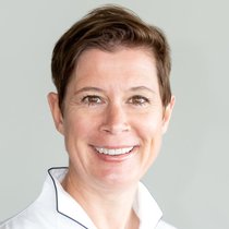«Viele Autofahrer wechseln ihren Blick zwischen Strasse und Display hin und her. Das gibt ihnen das Gefühl, die Sache im Griff zu haben»: Kirstin Zeidler, Leiterin Unfallforschung der Versicherer im GDV. 