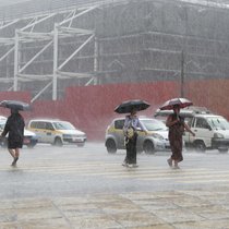 Während vom Atlantik her für 2026 eine eher moderate Hurrikan-Saison erwartet wird, dürfte Südostasien – unterstützt durch einen Super-El-Niño – umso heftiger von Taiufunen heimgesucht werden: Yangon in Myanmar im vergangenen Juni.
