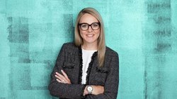 Nina Arquint übernimmt ab 1. Februar 2023 die Position als CEO für die EMEA-Region bei Swiss Re Corporate Solutions.