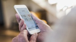 Die Bevölkerung bleibt skeptisch: Gesundheitsdaten auf dem Smartphone.