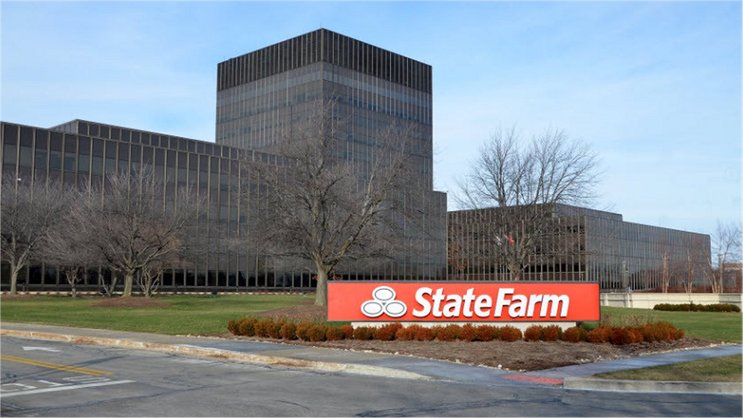 State Farm zahlt Rekord-Bardividende aus.