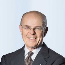 Zurich-Konzernchef Mario Greco gibt den Mitarbeitenden die Möglichkeit, sich intern weiter zu entwickeln, wenn ihre Jobs durch neue Technologien überflüssig werden.