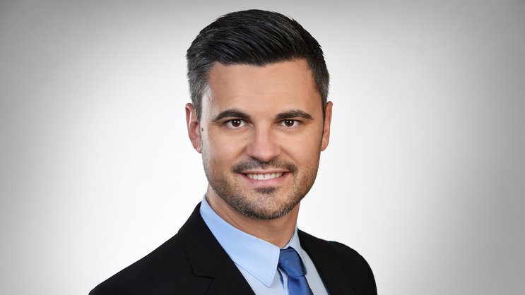 HSG-Professor Alexander Braun ortet bei Embedded Insurance gute Chancen für rasch und fundiert handelnde Anbieter.