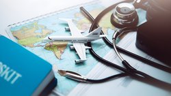 La hausse des dépenses chez Axa Voyage s'explique par une augmentation significative des annulations pour cause de maladie et par la hausse des prix dans le secteur du voyage.
