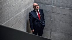 « Les caisses de pension devront fonctionner comme des prestataires financiers modernes et proposer une compétence de conseil élevée », explique Heinz Zimmermann.