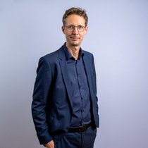 Ist in vielen Themenbereichen ein gefragter Gesprächspartner: Michael Hermann.