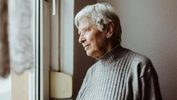 Les prestations soutenues contribuent à ce que les personnes âgées puissent mener le plus longtemps possible une vie autonome et indépendante.