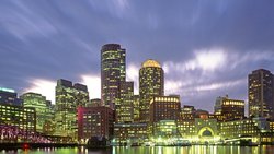 Wer im Ausland, etwa in Boston, arbeiten will, sollte die Folgen für seine Vorsorge bedenken.