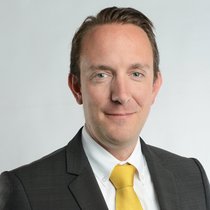 Stephan Wirz ist Mitglied der Geschäftsleitung bei der Maklerzentrum Schweiz AG.