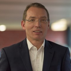 Matthias Niklowitz, Journalist und Jurymitglied des Swiss Insurance Innovation Award.