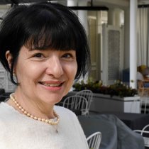 Pensionskassen und Versicherer setzen in ihren Assetstrategien weiter auf Nachhaltigkeit, sagt Rula Ipsaryaris von Aviva Investors.