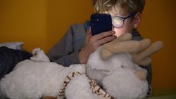 L’utilisation des smartphones est source de conflits dans de nombreuses familles: c’est ce que révèle le baromètre d’AXA sur la cybersécurité.