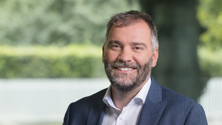 Patrick Thaler wird bei Axa-Arag vom Chief Claims Officer zum Leiter Distribution.