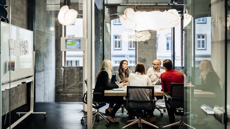 Platz für Teamarbeit statt Grossraumbüro: Das flexible Arbeiten verlangt eine neue Gestaltung der Büroinfrastruktur.