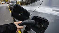 Les réserves à l'égard de la mobilité électrique augmentent.