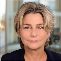 Talanx schafft Doppelfunktion für Stephanie Bode.