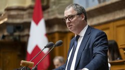 «Notre conseil n'a pas le choix, il doit adopter une loi mettant en oeuvre l'initiative»: Cyril Aellen, Cyril Aellen, conseiller national (PLR/GE).