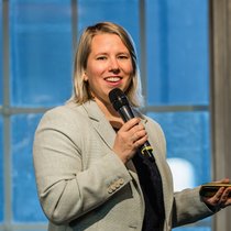 Isabel Steinhoff, Mitgründerin von Dimenteers, sprach am «HZ Insurance Horizon Day ’23» über neue Technologien und deren Mehrwert im Metaverse.