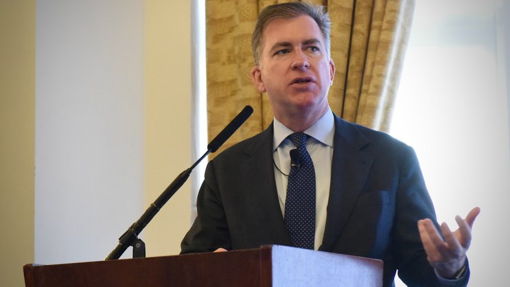 Geopolitische Risiken könnten mehr Geld in die Schweiz schwemmen: Christian Stracke, Präsident von Pimco, am Media Summit in London.