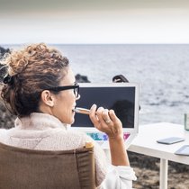 Les jeunes, en particulier, sont de plus en plus attentifs au libre choix de leur lieu de travail lorsqu'ils choisissent leur employeur.