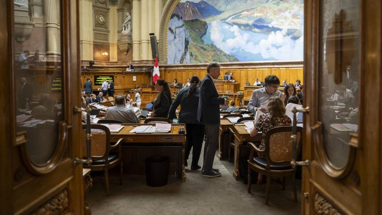 Le National refuse la proposition de financement mixte pour la 13e rente AVS.