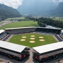 Ce week-end, cette gigantesque arène de Mollis accueille la Fête fédérale de lutte suisse et des jeux alpestres.