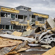 Die Gewitterfallböen mit Spitzengeschwindigkeiten haben am 24. Juli in La Chaux-de-Fonds eine Schneise der Verwüstung hinterlassen.