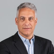 Karim Abdelatif: «Es ist wahrscheinlich notwendig, bei Mädchen und Jungs das Interesse für bestimmte Bereiche stärker zu fördern, damit die Berufswahl in Zukunft weniger geschlechtsspezifisch ist.»