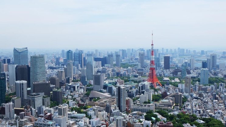 Blick auf Tokio: Japan ist weltweit die am besten aufgestellte Volkswirtschaft im Bereich Reisen und Tourismus.