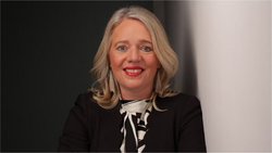 Nina Henschel wechselt von der ERGO Group zur Zurich Gruppe Deutschland.