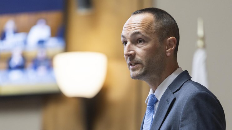 Der Walliser Staatsratspräsident Mathias Reynard trifft am Freitag den italienischen Botschafter Gian Lorenzo Cornado.