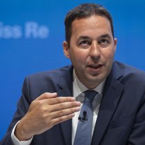 Hohe Bruttomargen beim Underwriting machen die Rückversicherung von Katastrophen-Risiken zu einer attraktiven Quelle zukünftiger Erträge. Im Bild: Christian Mumenthaler, Swiss Re.
