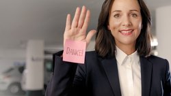Danke sagen und Wertschätzung zeigen für treue Kundinnen und Kunden, war das Ziel einer Videokampagne der Baloise.