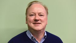 «Im B2B-Bereich bei den grossen Maklern sehe ich keine grosse Veränderung», sagt Arnd Petmecky vom Beratungsbüro Bürgenstock. Doch für kleine Makler könnte es in Zukunft eng werden.