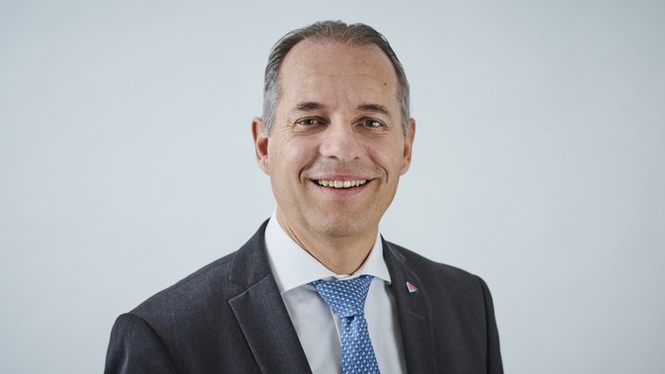 «Fraglich ist, welche Folgen die abermals gestiegene Verschuldung der meisten Staaten für uns alle hat», Philipp Gmür, CEO Helvetia.