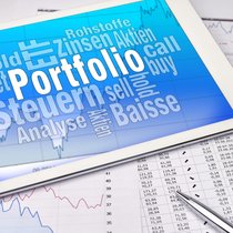 Institutionelle Anleger richten ihre Portfolios angesichts geopolitischer Unsicherheiten neu aus.  