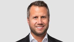 Tobias Schötzau wird Head Client Group Core Schweiz von Axa Investment Managers.
