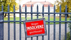 Die Zahl der Firmeninsolvenzen steigt weltweit weiter an.