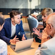 Zuerst analysieren, dann kommunizieren: Kommt es zu einem Cyberangriff, müssen nicht nur die IT-Sicherheitssysteme umfassend greifen, sondern auch die Kommunikation.