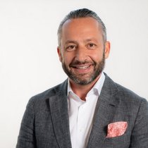 «Wir haben die alte und die neue Welt zusammengebracht»: Teodoro Martino, Gründer Wefox Group.