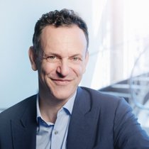 Marcel Napierala fordert ein Ende des Zulassungsstopps von Hausärztinnen und Hausärzten sowie ein neues Tarifsystem.