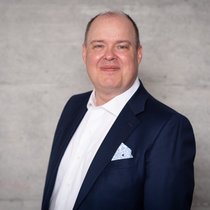 Schaut bei PwC in die Zukunft der Versicherer: Jörg Thews.