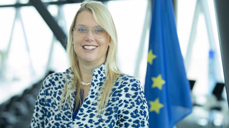 Petra Hielkema, Chefin der EU-Versicherungsaufsicht Eiopa, fordert für die Behörde angesichts der zunehmenden Digitalisierung in der Branche mehr Durchgriffsmöglichkeiten.