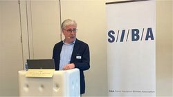 In seinem Gastreferat blieb Ökonom Klaus Wellershoff trotz der weltwirtschaftlichen Herausforderungen optimistisch.