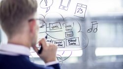 Pour les assureurs, l'utilisation de la technologie du cloud vise à accroître l'évolutivité et à réduire les risques.