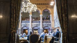 Berufliche Vorsorge: Auffangeinrichtung soll weiter zinslos Gelder anlegen