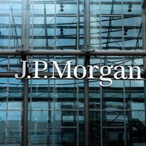 Die US-Grossbank J.P. Morgan sieht die Rückversicherungspreise weiterhin unter Druck. 