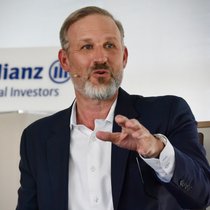 Gregor Hirt, Global CIO Multi Asset bei Allianz Global Investors, regt die Schaffung eines nationalen Investmentfonds nach Norwegens Vorbild auch in der Schweiz an.