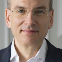 Henri Winand, CEO Akinova Ltd: «Risiken sind nicht nur grösser geworden, auch ändern sich wichtige Risiken aus dem Bereich Cyber oder Logistik täglich.»