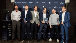 L'équipe victorieuse de la Baloise lors de la remise du Swiss Insurance Innovation Award mercredi à Zurich.
